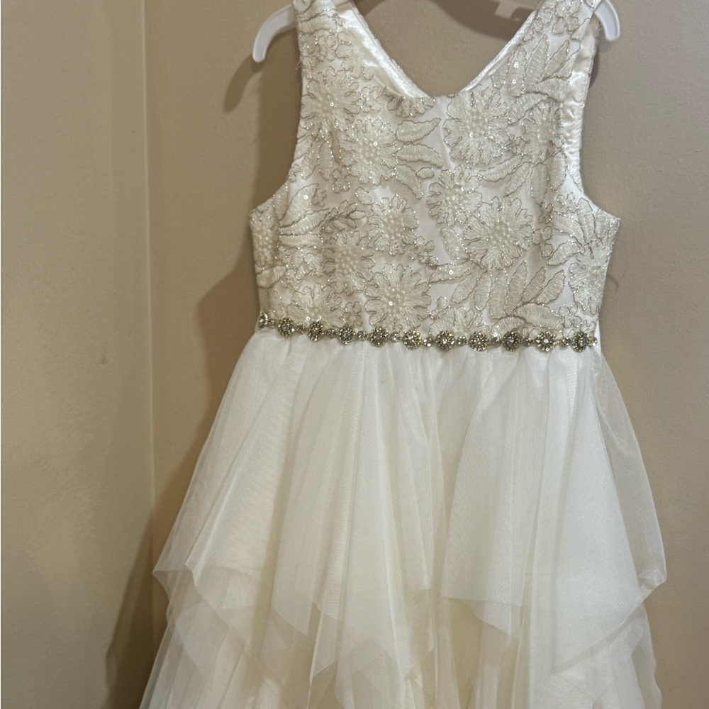 American princess girl dress. Sleeveless . size 7.
